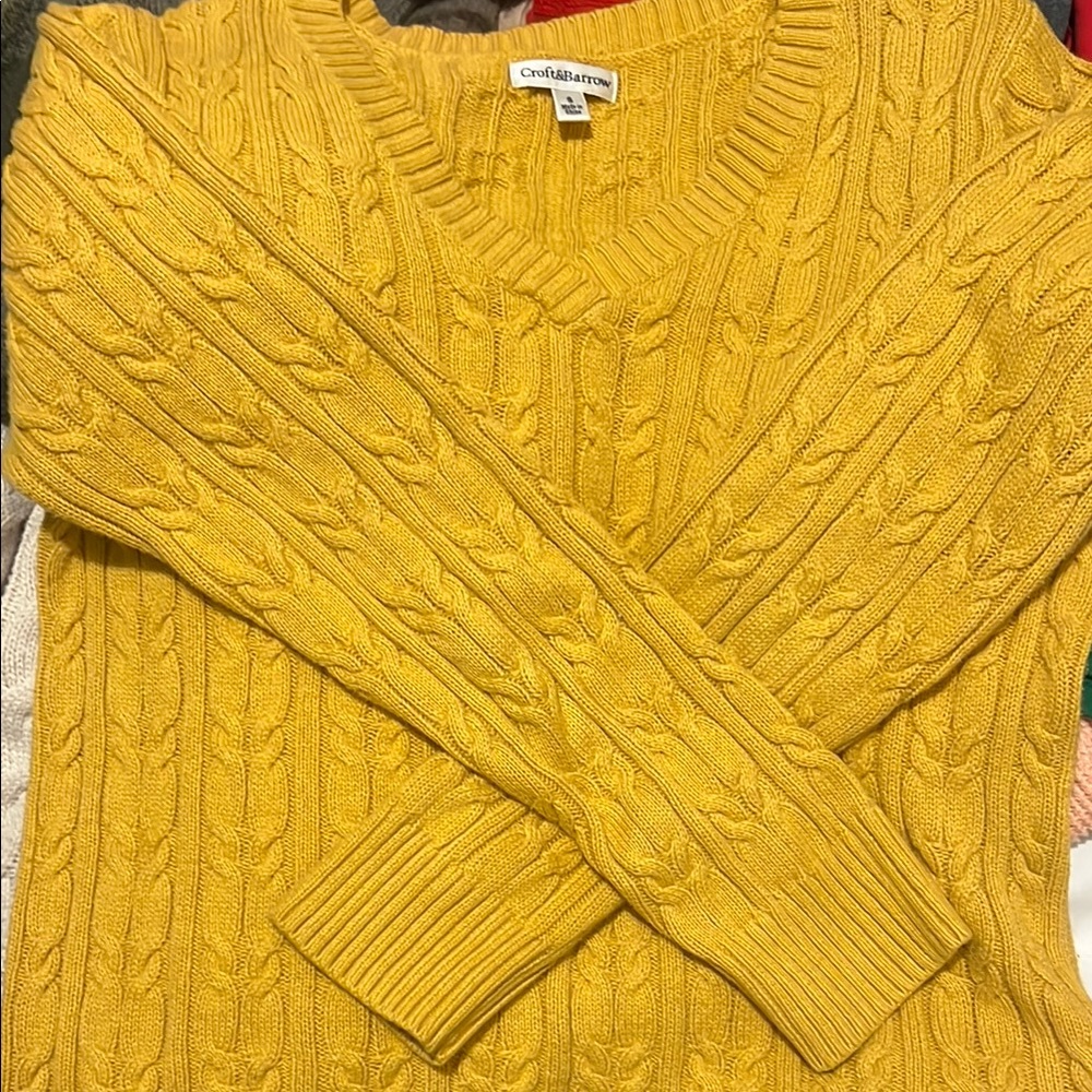 Croft & Barrow Yellow V-Neck Cable Knit Sweater